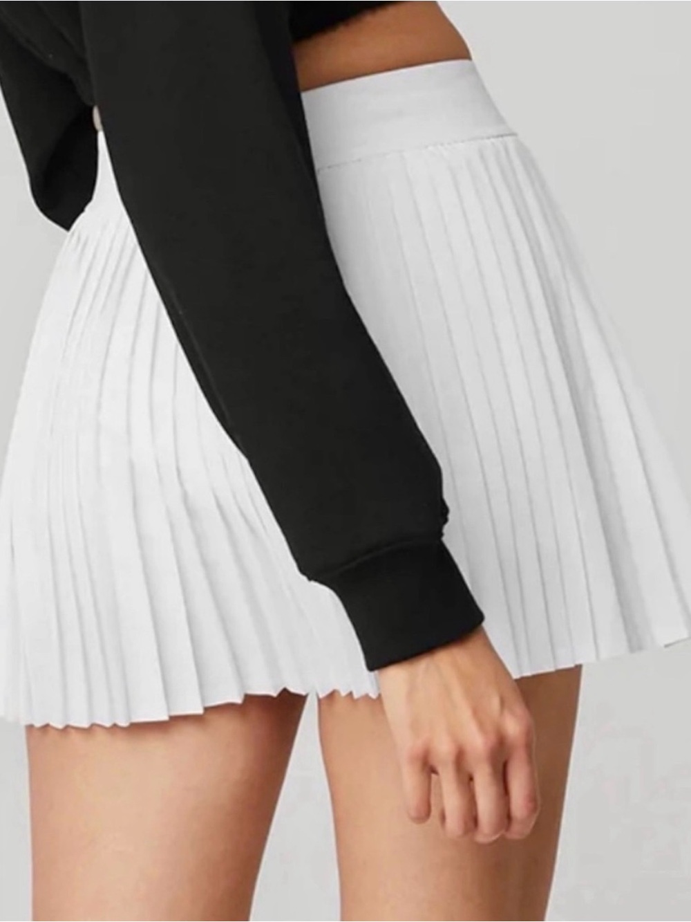 ALO Aces White Pleated Wrap Tennis Skirt - Picture 4 of 10